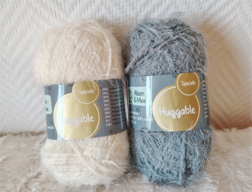 Huggable Alison & mae lot 2 pelotes