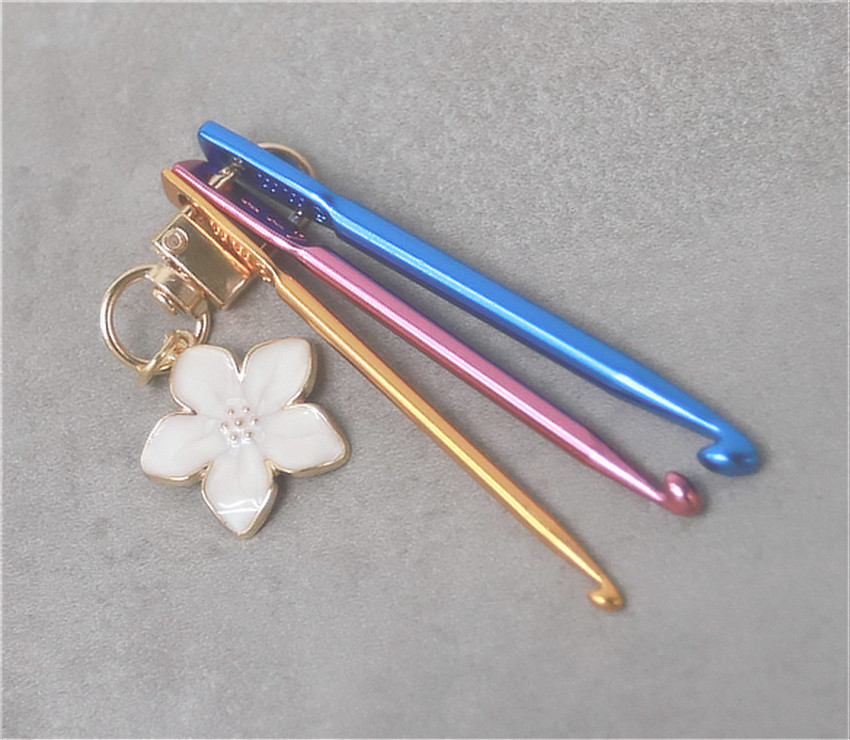 3 mini crochets sur porte-clés