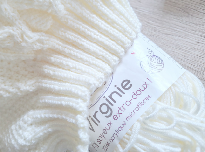 Virginie de Jenny Cheval Blanc Cheval Blanc, Jenny tricot crochet accessoires